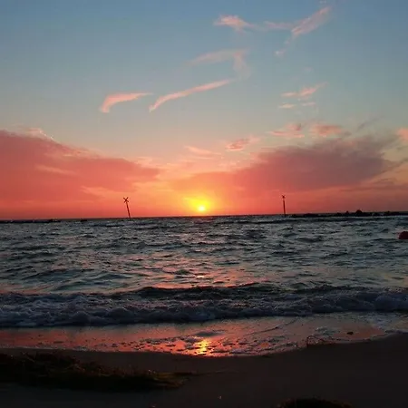 2 - Eilrich Comfortable